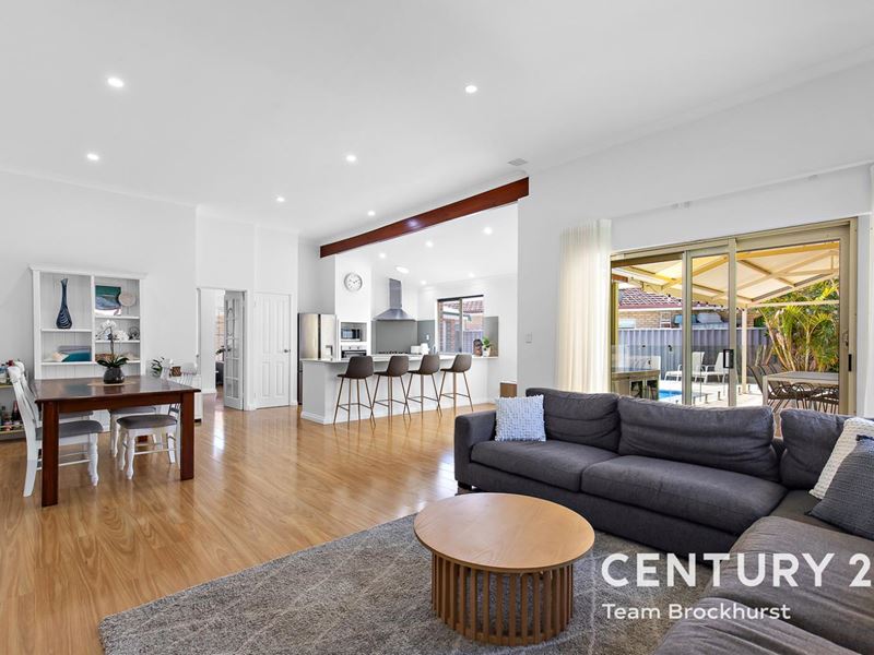8 Durness Place, Canning Vale WA 6155