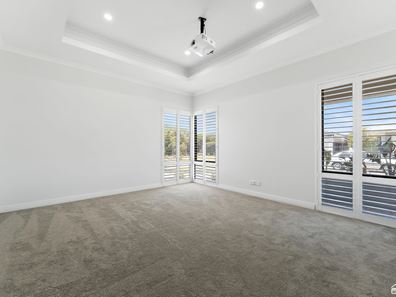 8 Kapella Loop, Hilbert WA 6112