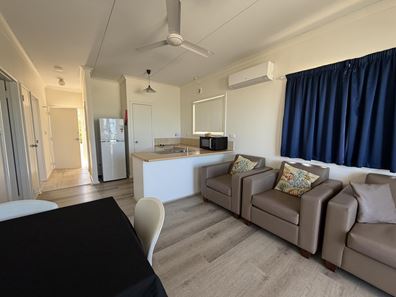 21/117 Knight Terrace, Denham WA 6537