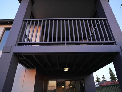 13 Bremen Lane, Port Kennedy WA 6172