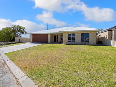 13 Thomas Place, Lancelin WA 6044