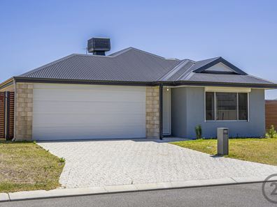 11 Wyalkatchem Approach, Dawesville WA 6211