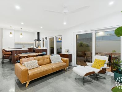 4 Paget Street, Hilton WA 6163