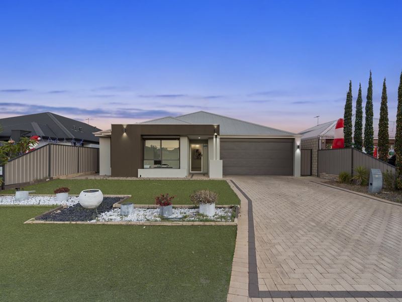 16 Riviera Turn, Piara Waters WA 6112