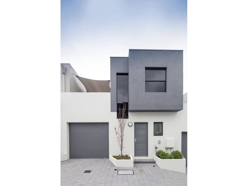 2/197 Clontarf Road, Hamilton Hill WA 6163