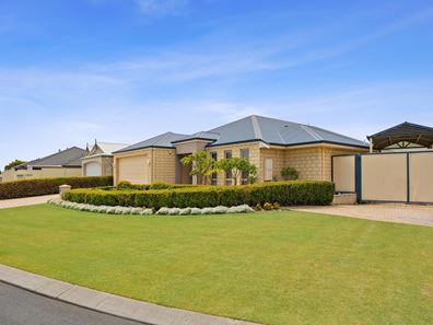 11 Newfound Street, Secret Harbour WA 6173