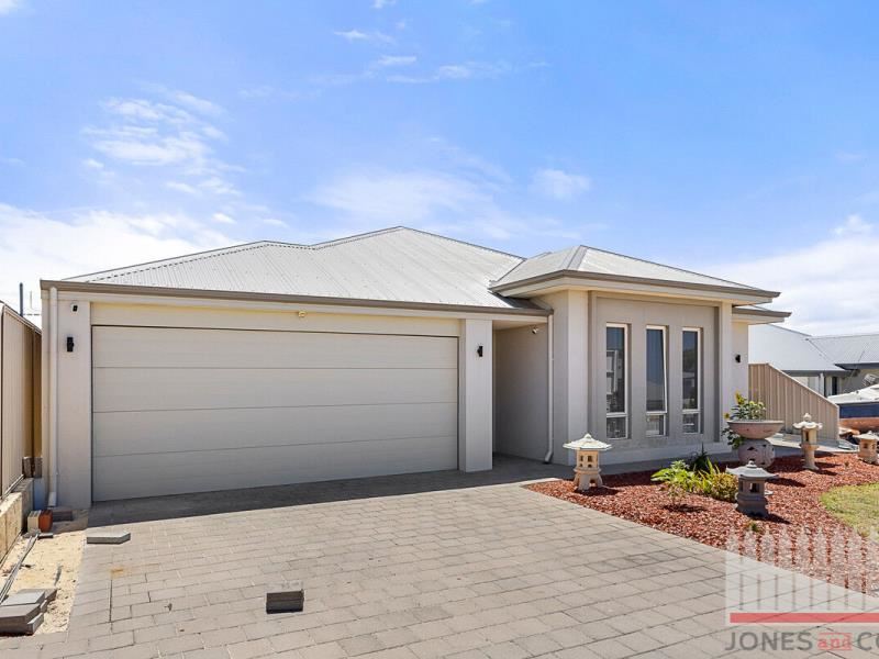 13 Cobbler Way, Two Rocks