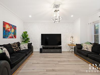 2/15 Fauntleroy Street, Guildford WA 6055