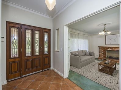 28 Savannah Way, Iluka WA 6028