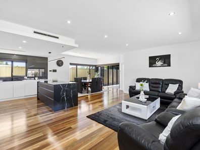 7 Lee Street, Morley WA 6062