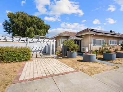 1/133 Parkin Street, Rockingham WA 6168