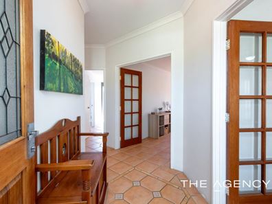 29 Kin Bay Entrance, Mindarie WA 6030