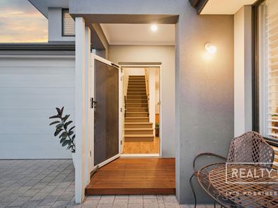 20A Pike Street, Karrinyup WA 6018