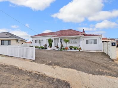 57 Jones Street, Stirling WA 6021