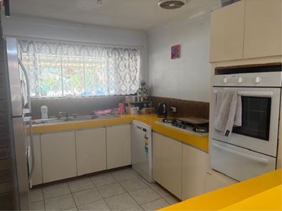 1 Ashburton Drive, Gosnells WA 6110