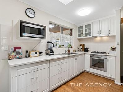 7 Barwon Street, Lesmurdie WA 6076