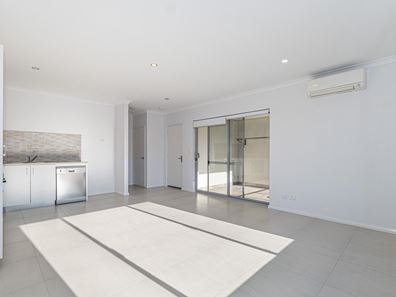 6/3 Morago Crescent, Cloverdale WA 6105