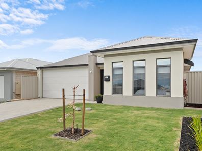 16 Halifax Vista, Golden Bay WA 6174