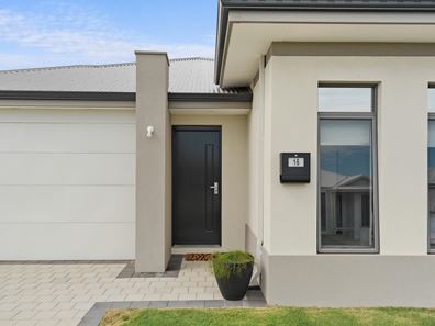 16 Halifax Vista, Golden Bay WA 6174