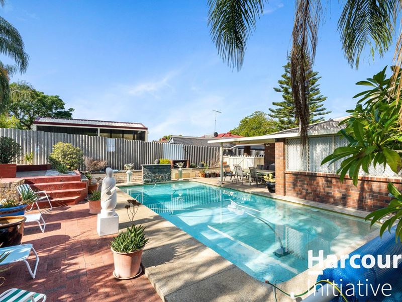 47 Nanovich Avenue, Girrawheen WA 6064