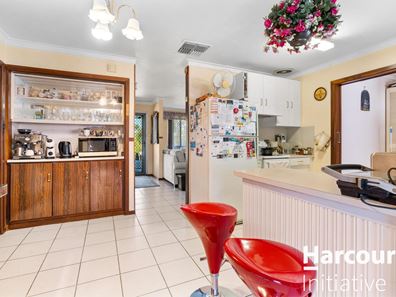47 Nanovich Avenue, Girrawheen WA 6064