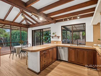 138 Williams Street, Gooseberry Hill WA 6076