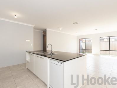 20 Pegus Meander, South Yunderup WA 6208