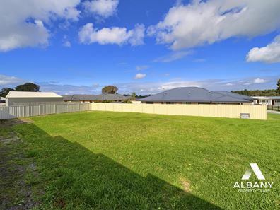 49 Celestial Drive, Mckail WA 6330