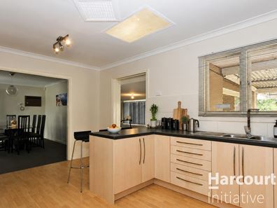67 Amberton Avenue, Girrawheen WA 6064