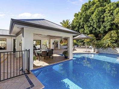 10 Calver Place, City Beach WA 6015