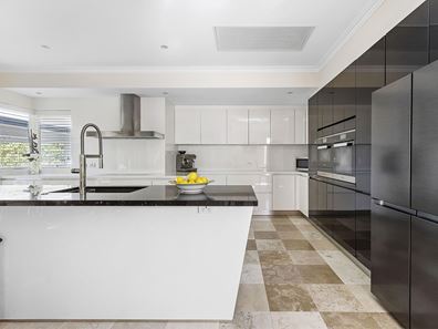 10 Calver Place, City Beach WA 6015