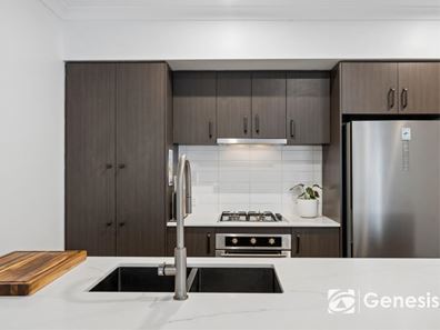 2/11 Kathleen Avenue, Maylands WA 6051