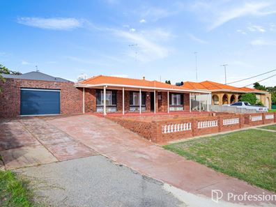 13 Salway Place, Spearwood WA 6163