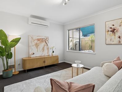 10C Pollard Street, Glendalough WA 6016