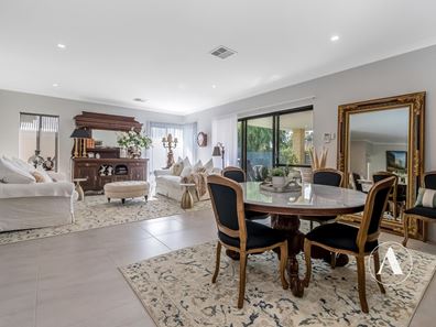 15 Euvista Street, Haynes WA 6112