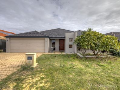 6 Rowntree Loop, Landsdale WA 6065