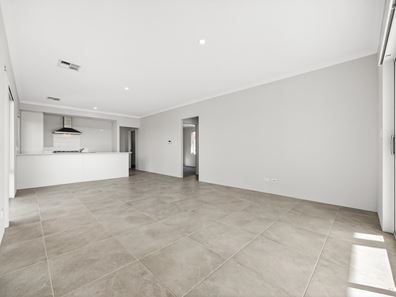 4 Feldspar Road, South Yunderup WA 6208