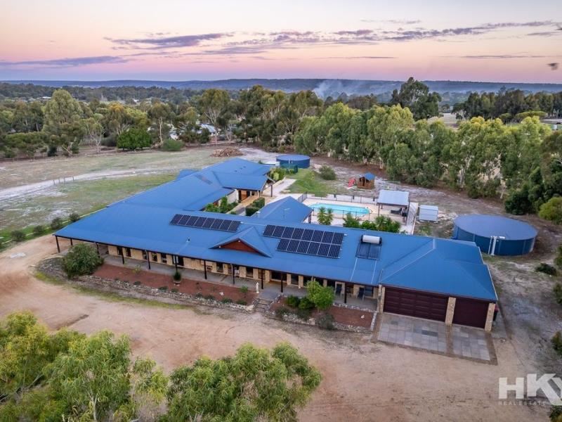 176 Ayrshire Loop, Lower Chittering WA 6084