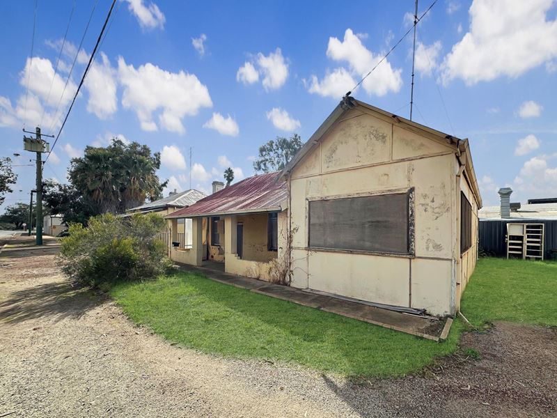 21a Charles Street, Northam WA 6401