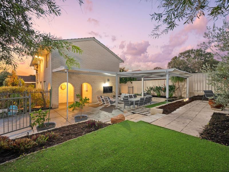 3/6 Talbot Avenue, Como WA 6152