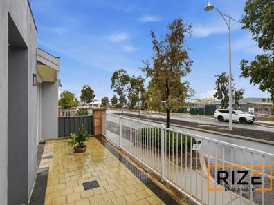 229 Grandis Boulevard, Banksia Grove WA 6031