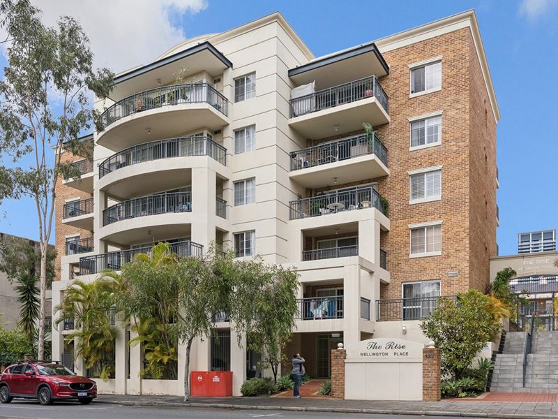53/125 Wellington Street, East Perth WA 6004