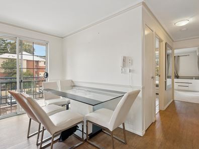 53/125 Wellington Street, East Perth WA 6004