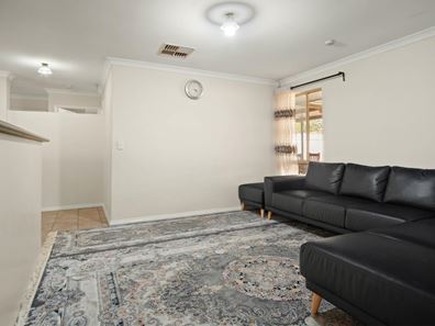 41 Phoenix Drive, Kenwick WA 6107