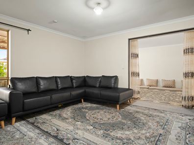 41 Phoenix Drive, Kenwick WA 6107