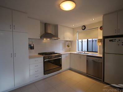 44C Woodchester Road, Nollamara WA 6061