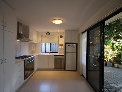 44C Woodchester Road, Nollamara WA 6061