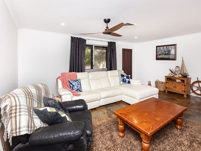5 Dalton Close, Millars Well WA 6714