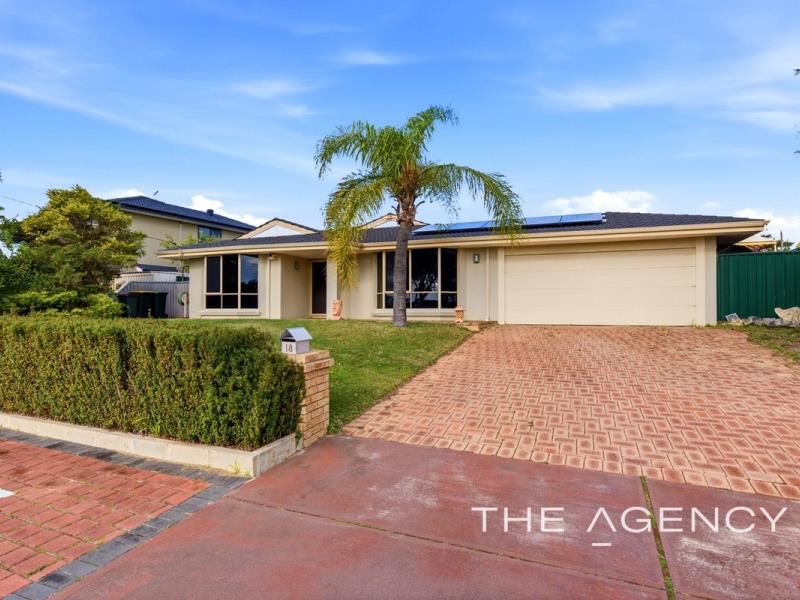 18 Christmas Avenue, Heathridge