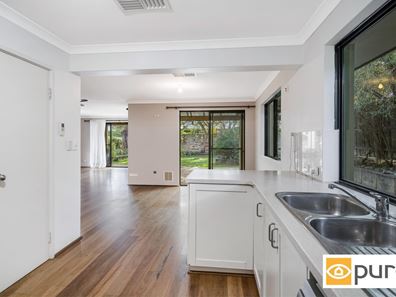 143A Stevens Street, White Gum Valley WA 6162